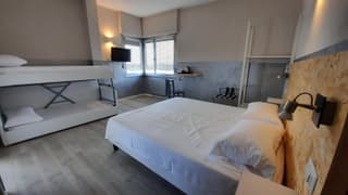Quadruple Room with Private Bathroom
