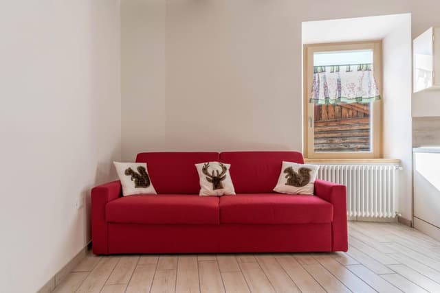 One-Bedroom Apartment with Garden View