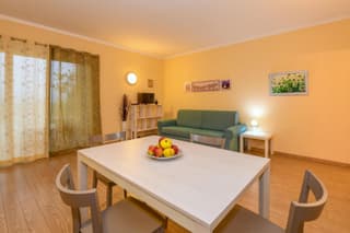 One-Bedroom Apartment with Garden