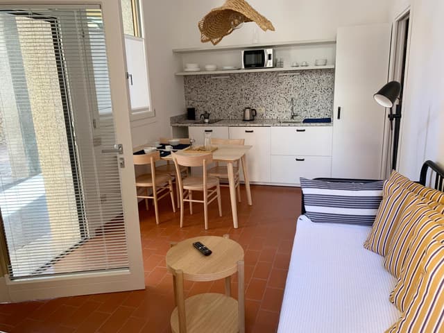 Apartment with Shower