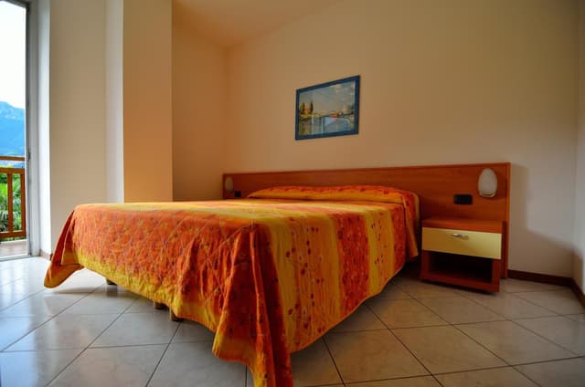 Two-Bedroom Apartment (6 Adults)