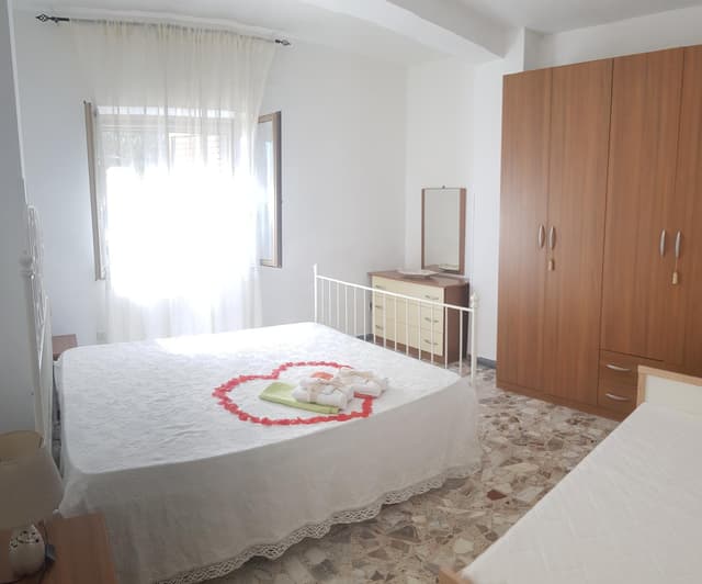Apartment with Garden View