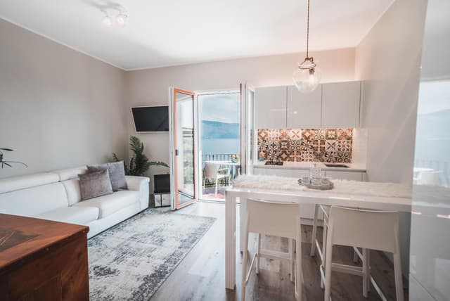 Superior One-Bedroom Apartment with Balcony