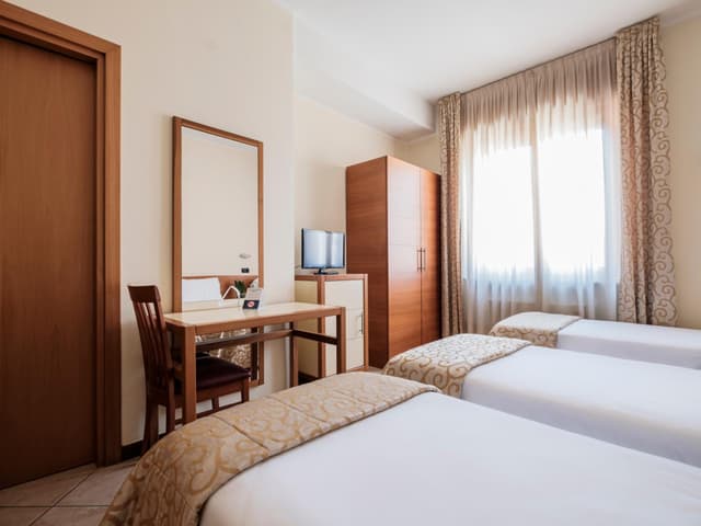 Classic Triple Room