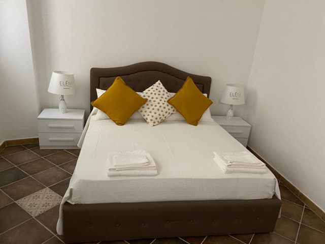 One-Bedroom House