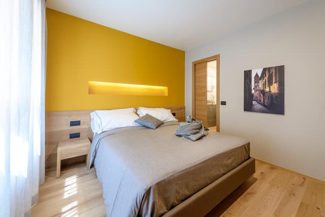 Deluxe Double Room with Shower