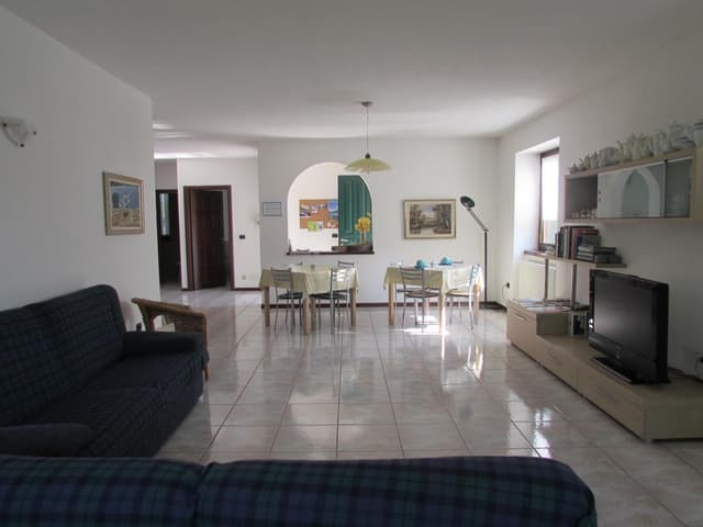 Triple Room with Shared Bathroom