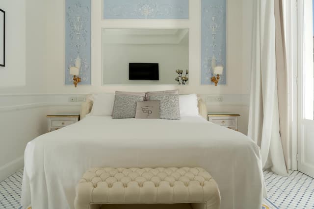 Deluxe Double or Twin Room with Hot Tub