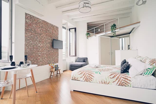Studio Apartment