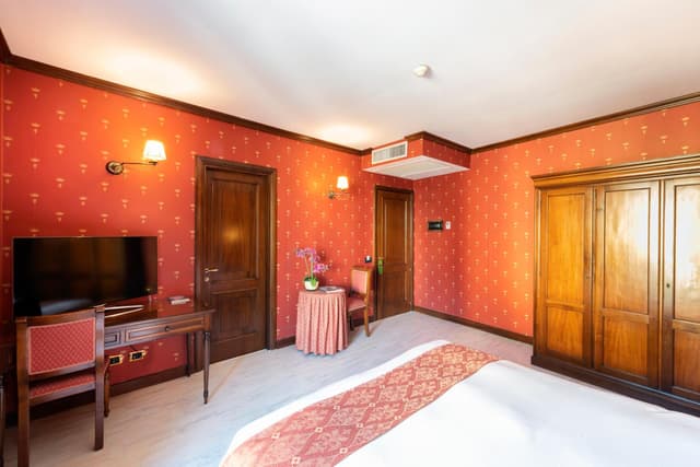 Double Room with Lake View and Terrace