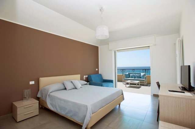 Deluxe Double Room with Sea View
