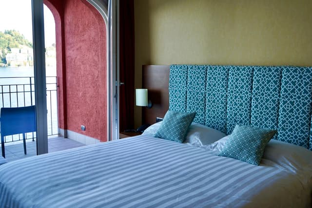Junior Suite with Terrace and Lake View