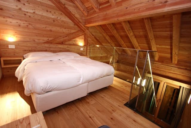Duplex Quadruple Room