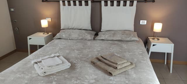 Large Double Room