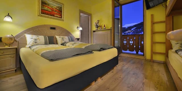 Basic Triple Room