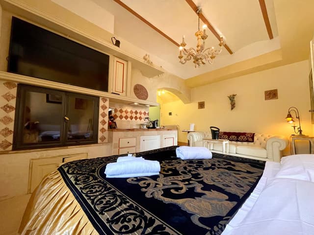 Suite with Spa Access