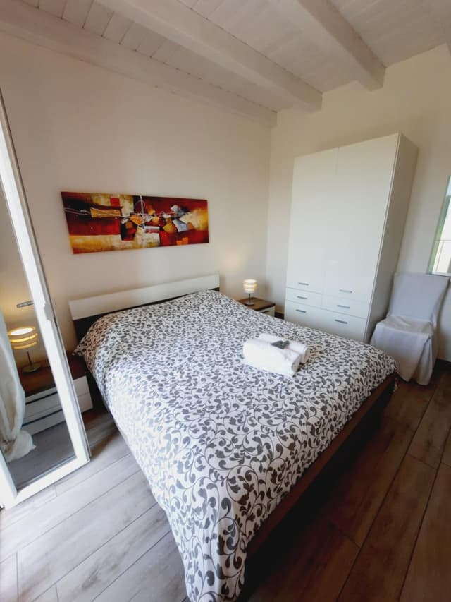 Two-Bedroom Apartment - Split Level