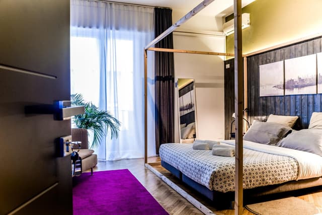 Double Room with Private External Bathroom