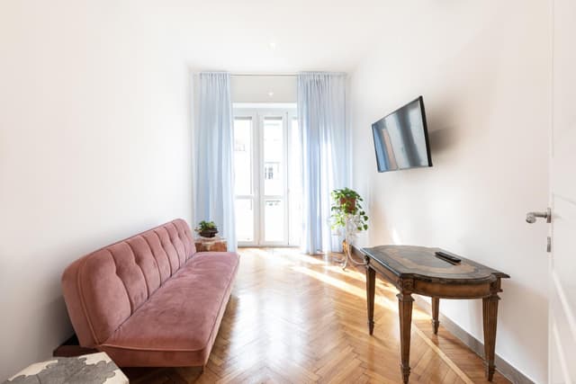 Three-Bedroom Apartment Q third floor