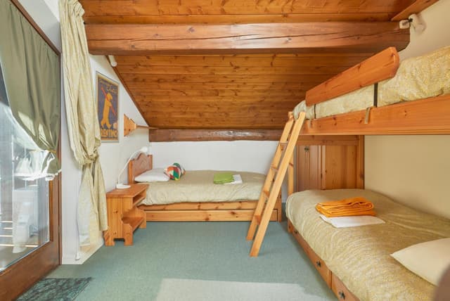 Two-Bedroom Apartment with Mountain View