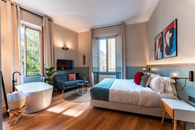 King Room with Spa Bath