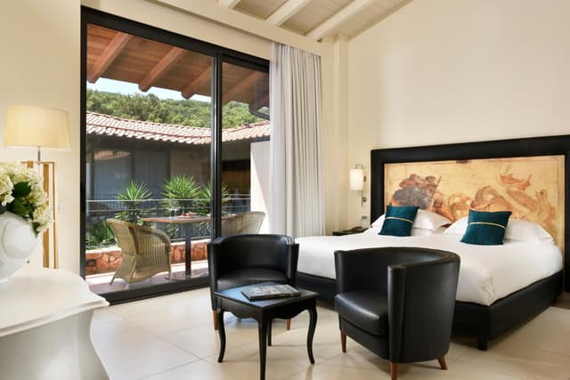 Junior Suite with Balcony