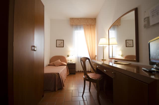 Comfort Single Room