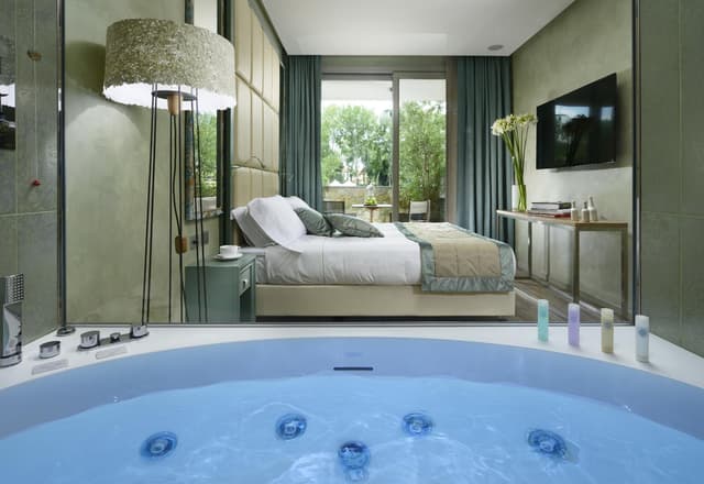 Deluxe Double Room with Arno View