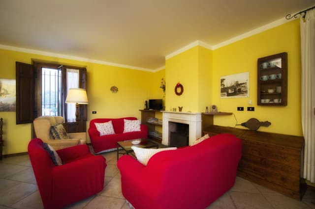 Three-Bedroom Apartment with Private Garden (6 Adults)