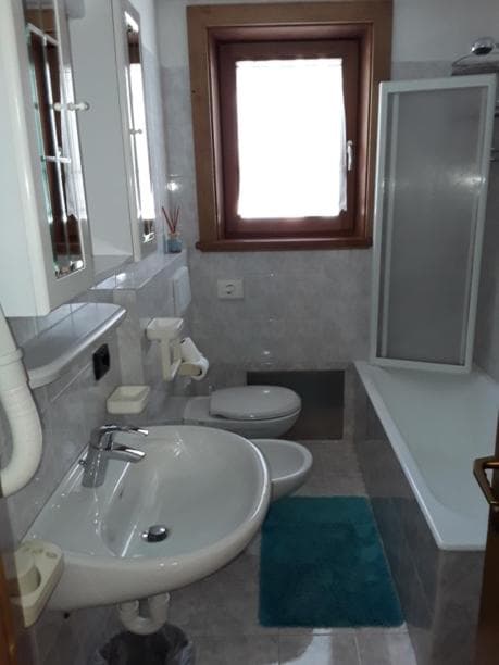 Two-Bedroom Apartment (5 Adults)
