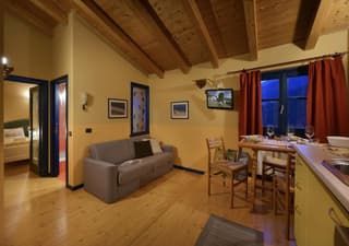 One-Bedroom Apartment (2 Adults)
