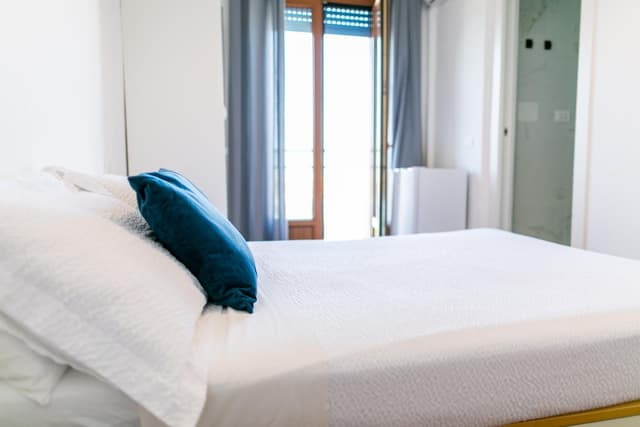 Double Room with Private Bathroom and Balcony