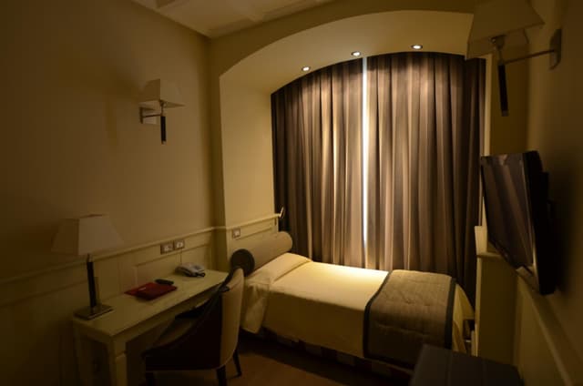 Deluxe Single Room