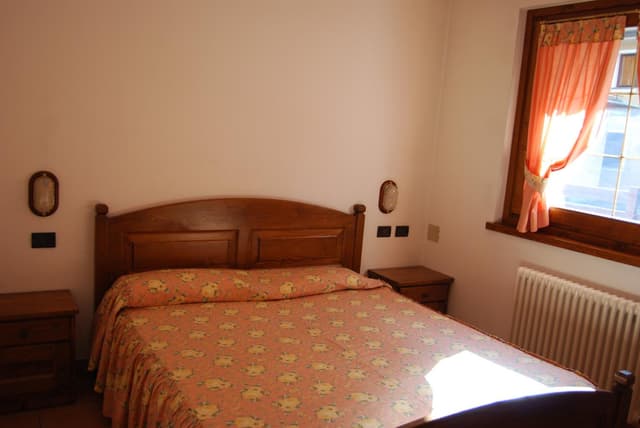 One-Bedroom Apartment (4 Adults)