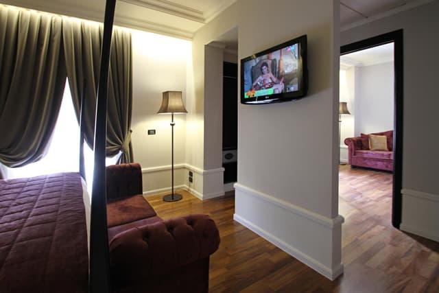 Suite with City View
