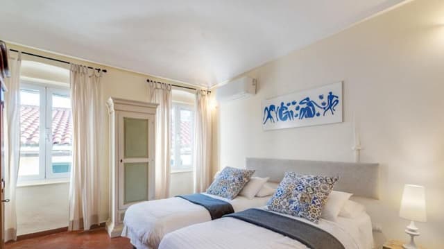 Apartment with Terrace - Split Level