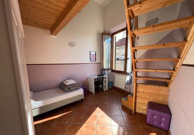 One-Bedroom Apartment - Split Level