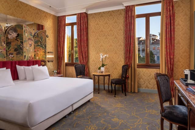 Premium Double or Twin Room with Canal View with Extra Bed (2 Adults + 1 Child)