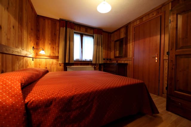Two-Bedroom Apartment with Terrace (5 Adults)