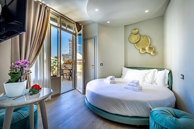 Deluxe Double Room with Bath