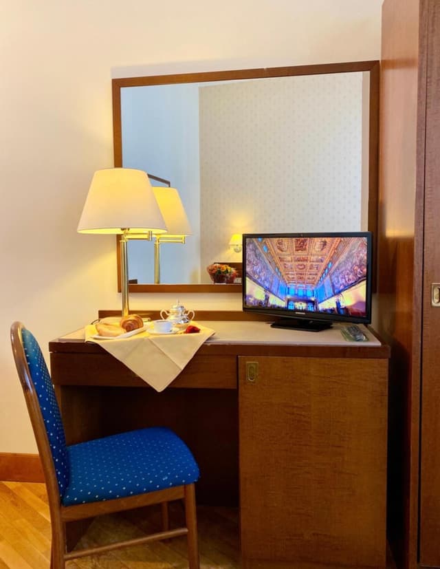 Classic Twin Room