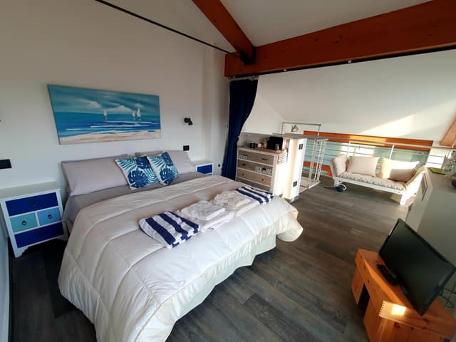 King Room with Lake View