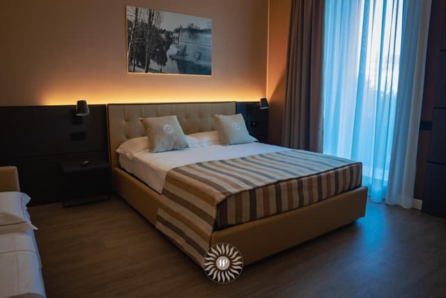 Superior Double Room With Balcony and Partial Lake View