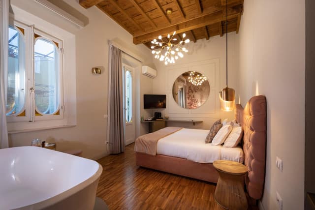 Deluxe Double Room with Bath