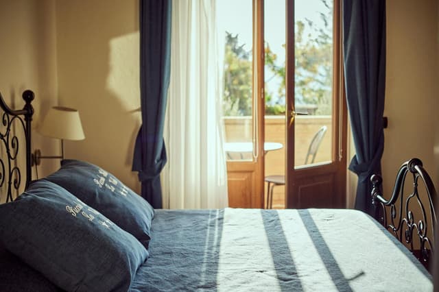 Double Room with Balcony and Valley View