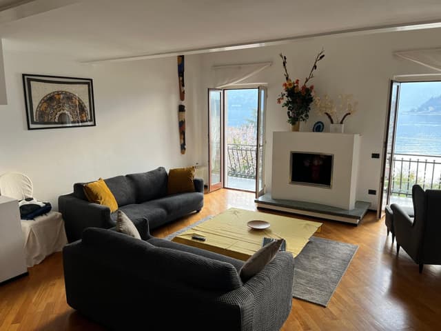 Apartment with Lake View