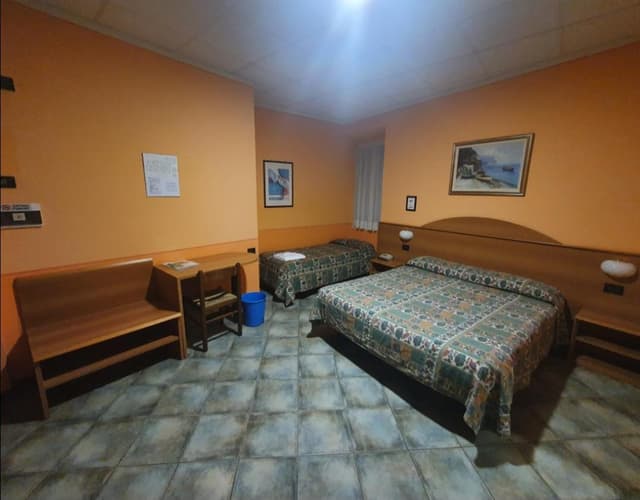 Triple Room