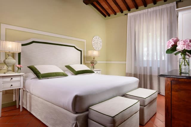 One-Bedroom Apartment (4 Adults)