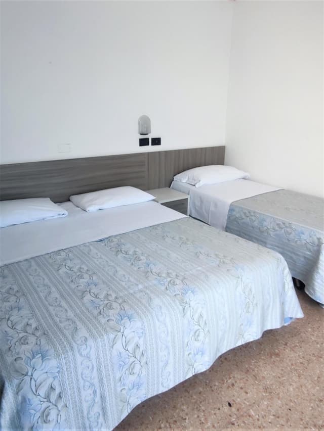 Triple Room with Balcony