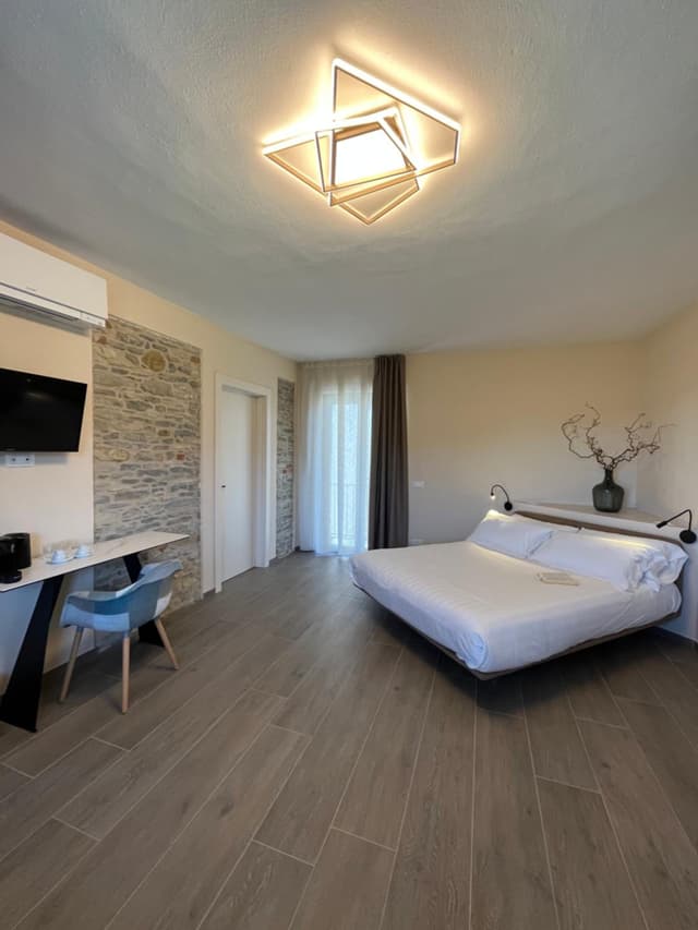 Suite with Balcony